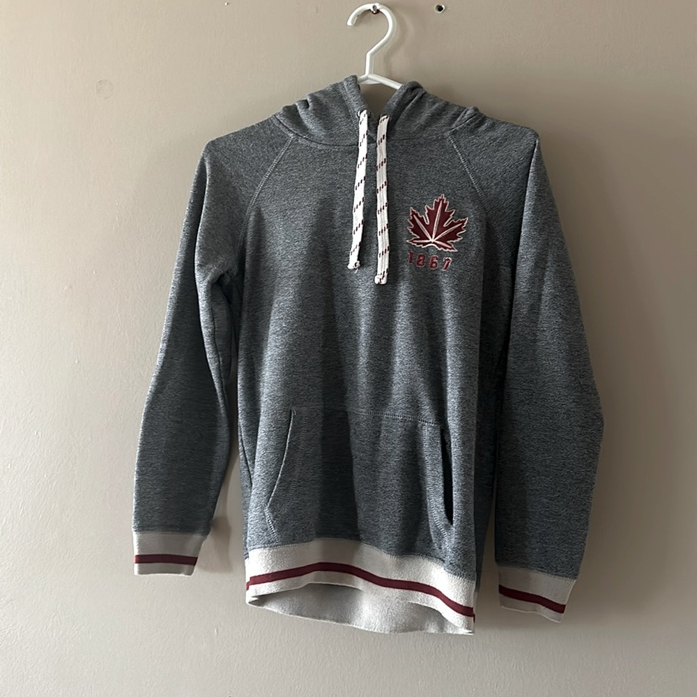 Hoodie XS CANADA 🍁